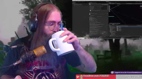 Snapshot of mjolnirinyou chatting on October 25, 2:56 pm Lois online show from October 25, 2:56 pm