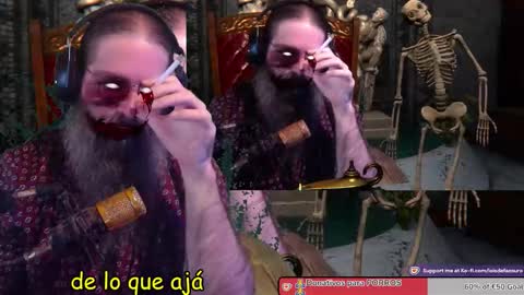 Snapshot of mjolnirinyou chatting on October 28, 7:27 pm Lois online show from October 28, 7:27 pm