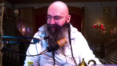 Snapshot of mjolnirinyou chatting on October 30, 7:25 pm Lois online show from October 30, 7:25 pm