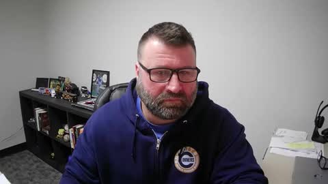 Snapshot of mlangworthy chatting on March 17, 3:59 pm MLangworthy online show from March 17, 3:59 pm