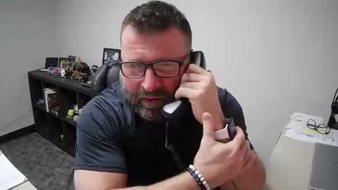 Snapshot of mlangworthy chatting on March 18, 3:59 pm MLangworthy online show from March 18, 3:59 pm