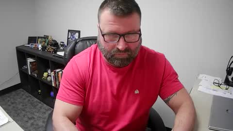 Snapshot of mlangworthy chatting on March 19, 4:00 pm MLangworthy online show from March 19, 4:00 pm