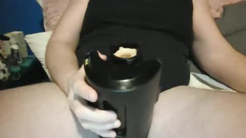 mlee_cam81 online show from January 6, 3:05 pm