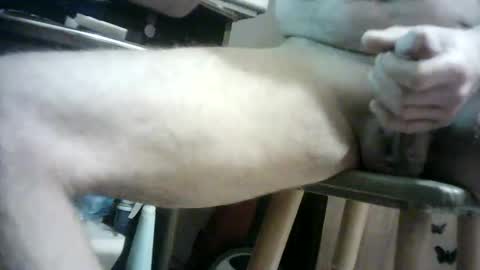 Snapshot of mlkklm47 chatting on January 28, 12:05 am mlkklm47 online show from January 28, 12:05 am