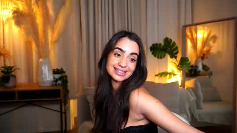 Snapshot of mmilkyway_ chatting on October 31, 4:19 pm milkyway online show from October 31, 4:19 pm