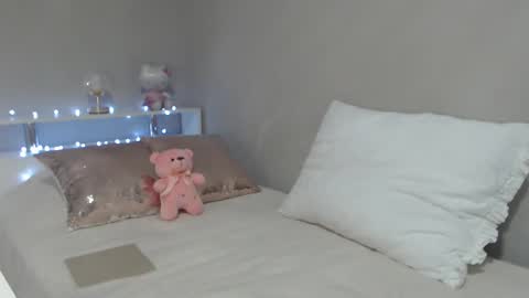 Ariela online show from December 10, 10:17 am