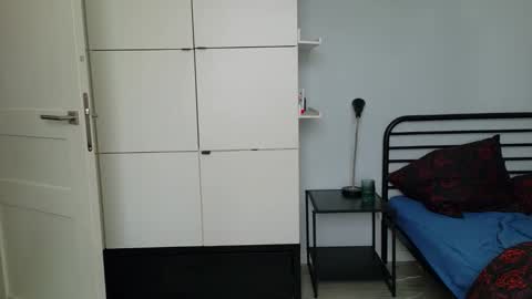 mmminnie online show from February 5, 9:36 am