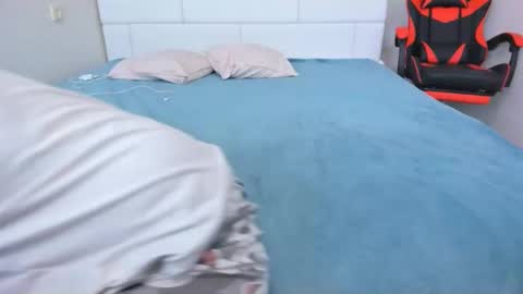 Margo online show from November 15, 1:40 pm