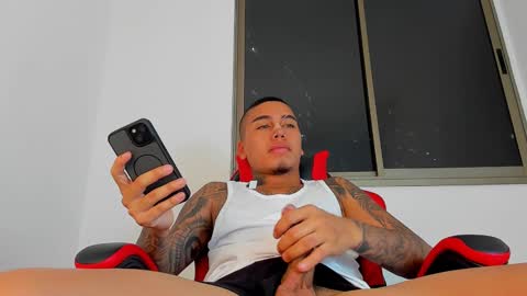 mnell28 online show from March 20, 1:54 am