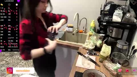 Snapshot of moana_qliphoth chatting on February 7, 11:19 pm Moana online show from February 7, 11:19 pm