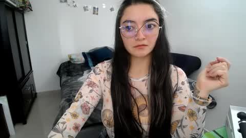 Snapshot of mocca_117 chatting on September 20, 2:18 pm Sam online show from September 20, 2:18 pm