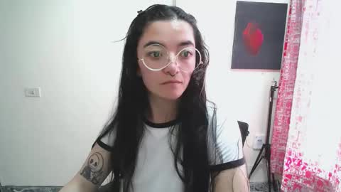 Sam online show from May 25, 2:01 pm