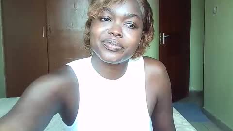 Snapshot of moch4_merylin chatting on September 12, 9:42 am shug online show from September 12, 9:42 am
