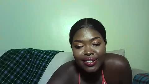 Snapshot of moch4_merylin chatting on October 3, 5:32 pm shug online show from October 3, 5:32 pm
