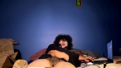 mochaandcreme online show from March 12, 11:53 am