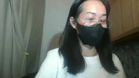 Snapshot of mochi199 chatting on February 9, 1:48 pm mochi199 online show from February 9, 1:48 pm