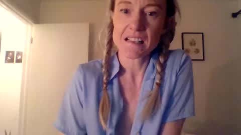 Snapshot of mockingbirds91 chatting on March 27, 2:39 am mockingbirds91 online show from March 27, 2:39 am