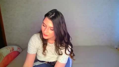 modestlily online show from February 10, 9:24 am