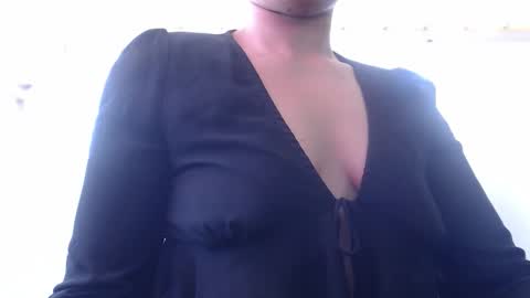 Snapshot of modjo_ chatting on March 10, 8:03 pm Modjo online show from March 10, 8:03 pm