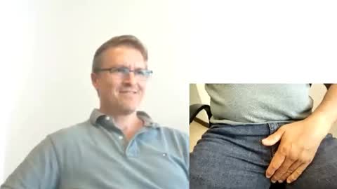 Moe online show from January 10, 7:32 pm