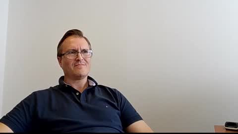 Moe online show from March 26, 5:29 pm