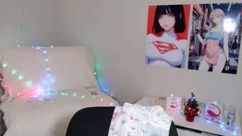 Molly online show from December 23, 9:49 am
