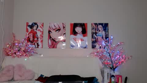 Molly online show from March 5, 5:03 am