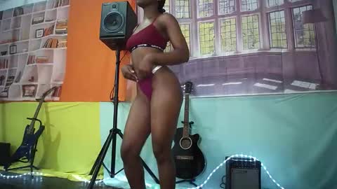 moghelslay online show from February 3, 8:58 pm