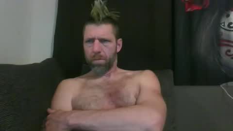 mohawklittle online show from May 9, 2:50 am