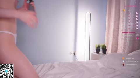 Snapshot of moiraalsbrook chatting on February 12, 12:44 pm Diana online show from February 12, 12:44 pm