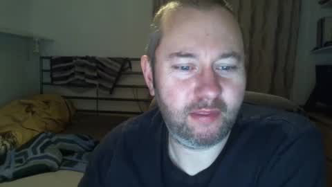Snapshot of moistfalafel chatting on February 12, 7:02 pm Jode online show from February 12, 7:02 pm