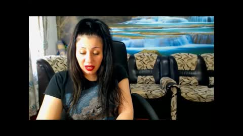 Snapshot of moistmady chatting on March 6, 10:09 am moistmady online show from March 6, 10:09 am