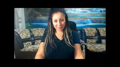 Snapshot of moistmady chatting on October 10, 6:07 pm moistmady online show from October 10, 6:07 pm