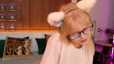 moliqin online show from May 5, 7:38 am