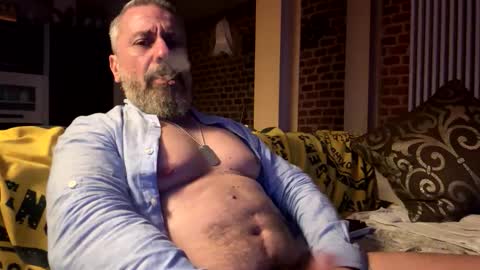 molitsrymale69 online show from May 20, 6:14 pm