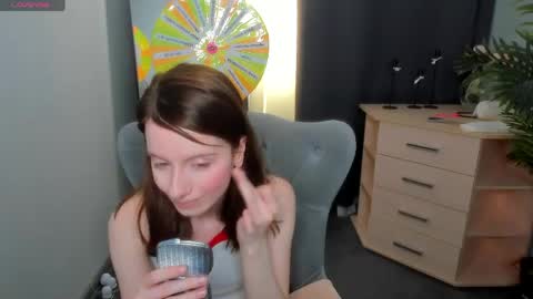 Snapshot of mollie_blush chatting on May 3, 7:36 am mollie_blush online show from May 3, 7:36 am