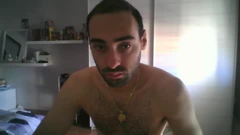 mollo20 online show from September 19, 8:05 am