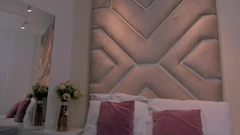 Snapshot of molly__evans_ chatting on April 3, 7:23 pm molly__evans_ online show from April 3, 7:23 pm