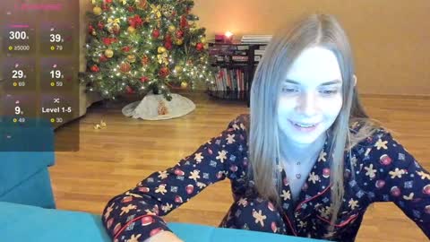 Molly Hunt online show from December 25, 7:03 am