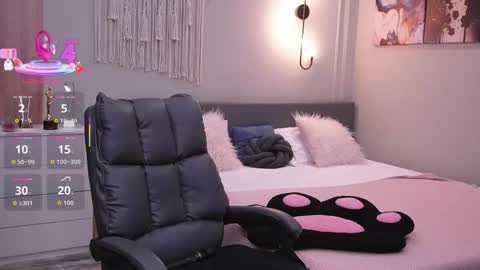 Molly online show from October 16, 1:06 am