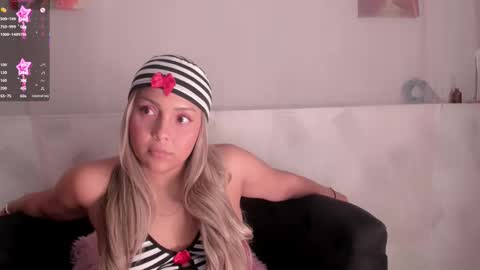 molly_logan online show from October 10, 12:09 am