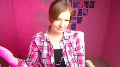 Molly online show from October 30, 1:01 pm