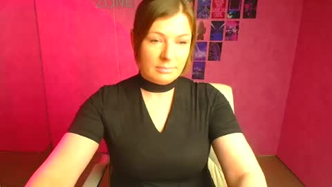 Molly online show from April 24, 11:45 am