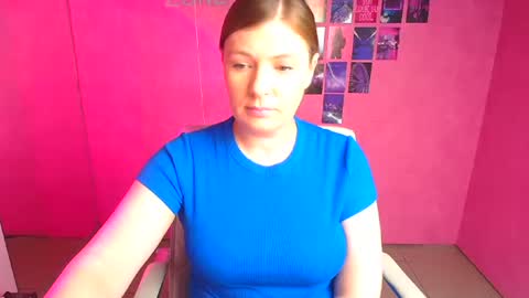 Molly online show from May 14, 12:01 pm