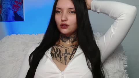 Lina online show from September 22, 9:11 am