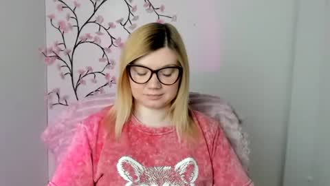 Molly online show from May 19, 11:38 am