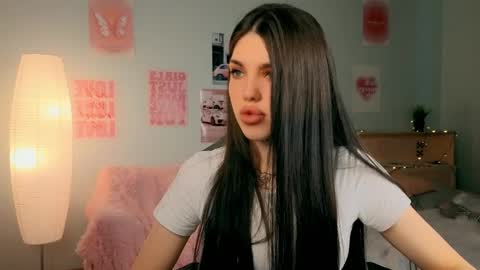 Molly online show from April 2, 4:21 am