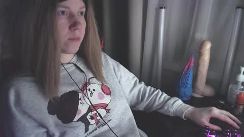 I have new photos come and see with love Molly online show from January 7, 4:18 am