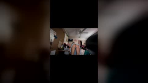 molly_theslut online show from May 16, 10:41 pm