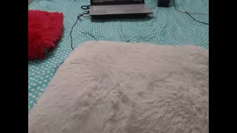 Molly And Brad online show from February 12, 12:48 am